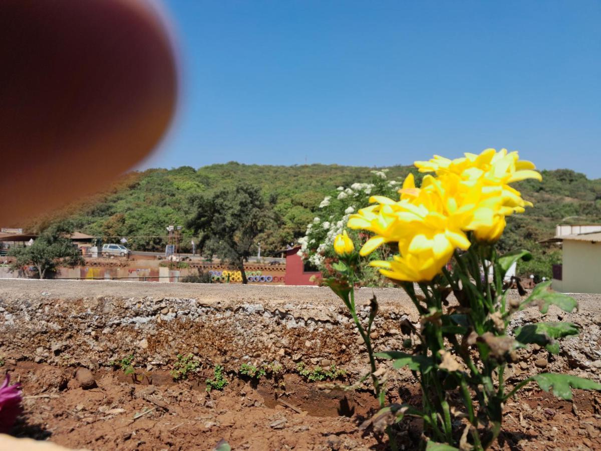 Hotel Suman Raj Mahābaleshwar Buitenkant foto